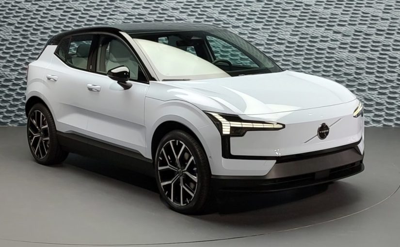 Volvo EX30, o novo SUV elétrico, chega aos EUA com preço igual ao do Honda CR-V